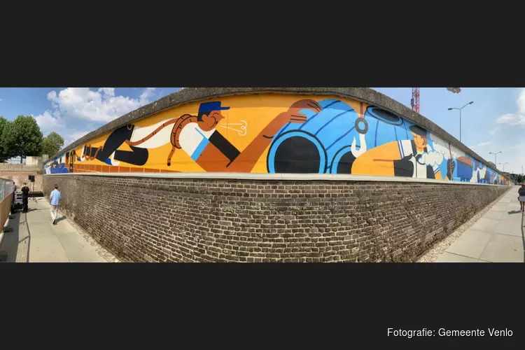 Onthulling mural &#39;Mooder Maas&#39; aan Lage Loswal in Venlo