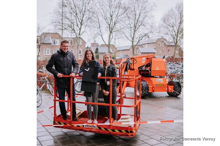Vleermuiskasten bij het Raayland College