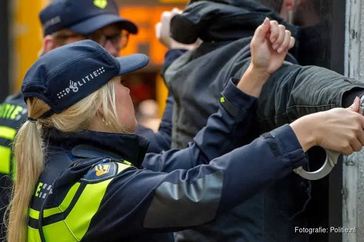 Acht aanhoudingen bij internationale criminaliteitscontroles