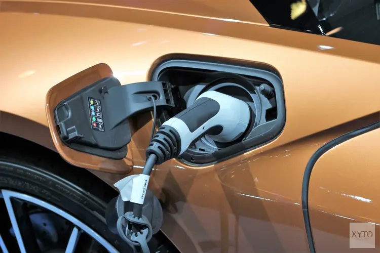 Bijna kwart meer auto’s met elektromotor