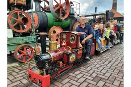 Stoommodellen in de Spotlights tijdens Medemblikker Stoomfestival